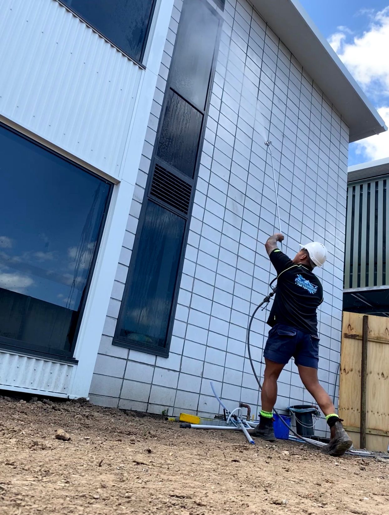 pressure washing large walls